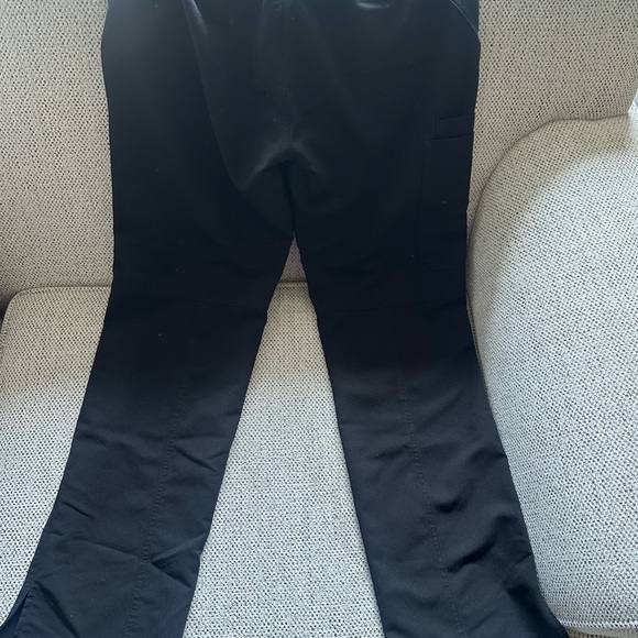 Black Scrub Set with Gray Drawstring - Picture 6 of 8